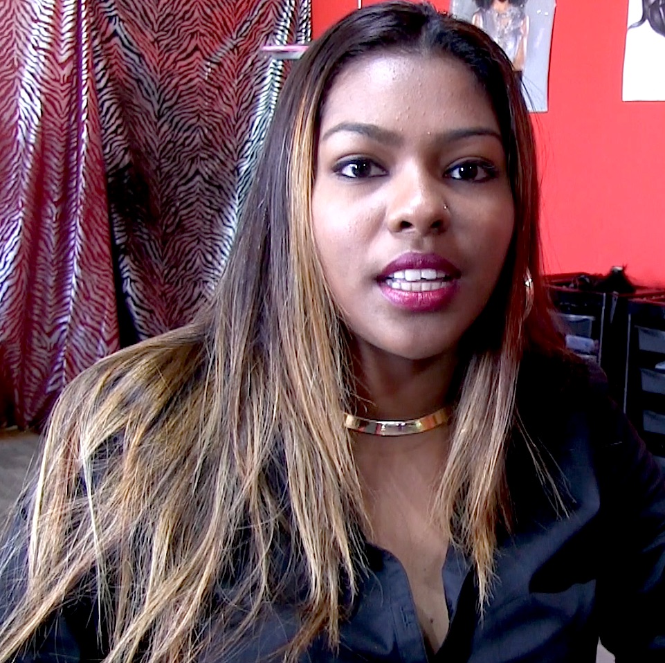 Rachel Narsy, profession : coiffeuse