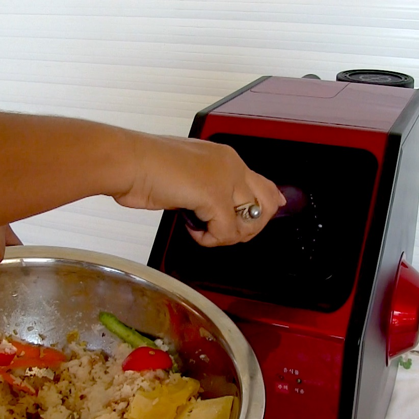 L'Eco-digester fait disparaître les déchets alimentaires